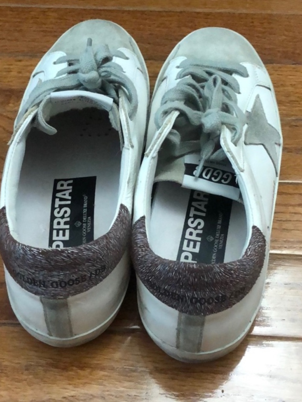Golden Goose White & Gray Low-Top Leather Sneakers - Picture 2 of 6